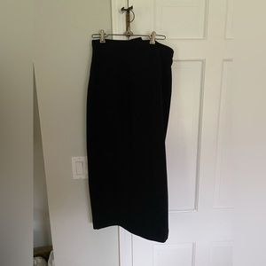Petite Sophisticate Women’s black fully lined dress skirt